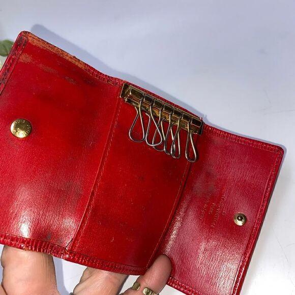 Authentic Louis Vuitton Epi Leather 6 Key Wallet Red - Picture 5 of 7